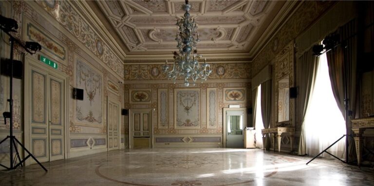 Salone palazzo Blumenstihl