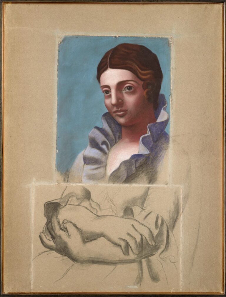 Pablo Picasso, Ritratto di Olga, 1921, Pastello e carboncino su carta, Musée national Picasso–Paris Dation Jacqueline Picasso, in deposito al Musée de Grenoble, RMN-Grand Palais / Mathieu Rabeau / RMN-GP / Dist. Photo SCALA, Firenze © Succession Picasso, by SIAE 2024