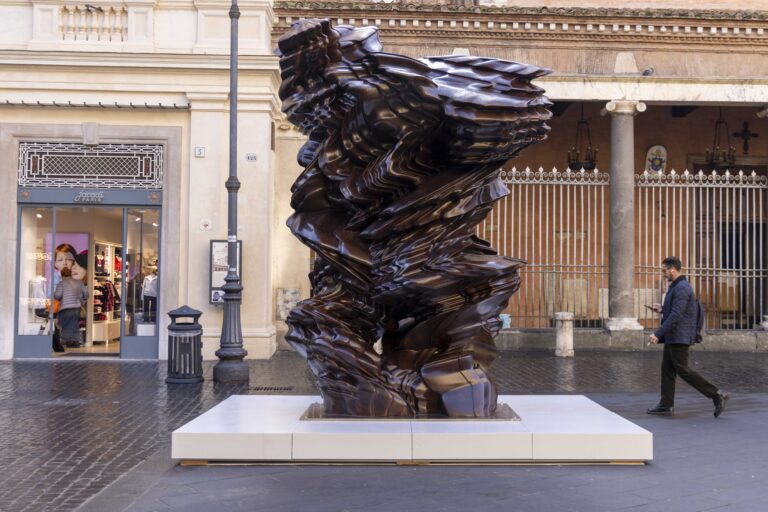 Tony Cragg, Opere in Piazza, Ph Monkeys Video Lab