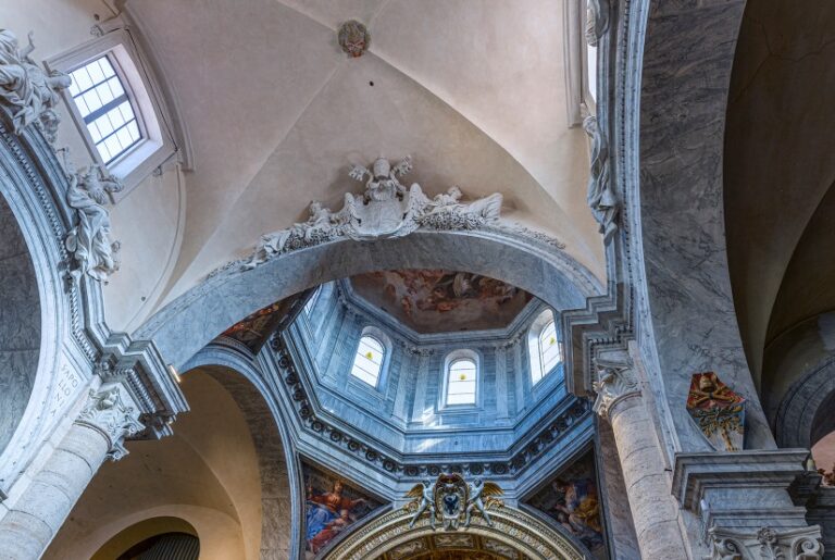 Santa Maria del Popolo, Arco navata centrale