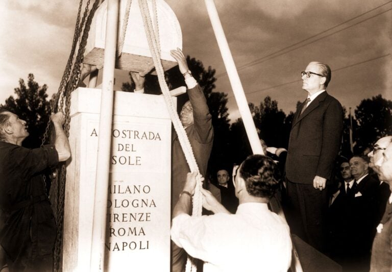 Autostrada del Sole, Archivi Farabola