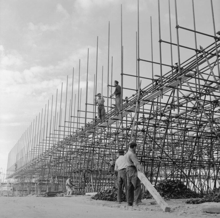 Autostrada del Sole, Archivi Farabola