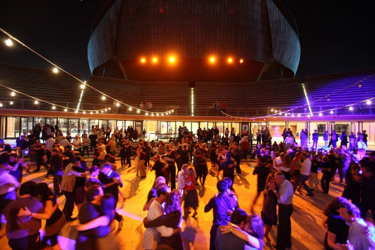 Auditorium Parco della Musica, Il primo ballo