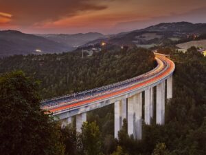 L'alba dell'Autostrada del Sole