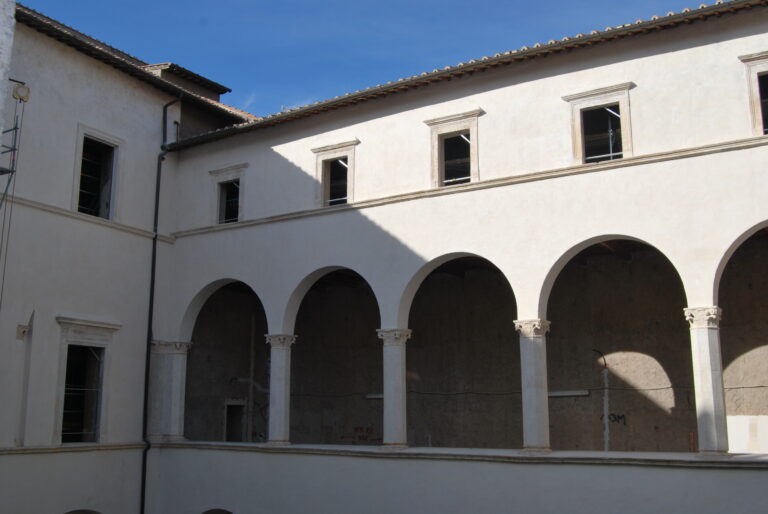 Il cantiere di restauro di Palazzo Nardini a Roma