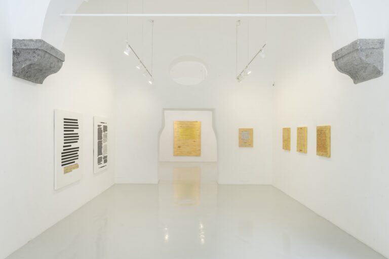 Jenny Holzer, Denied, installation view. Ph Francesco Squeglia, courtesy Studio Trisorio