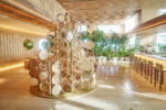 Kengo Kuma, Komorebi, albero di Natale per l'EDITION Hotel di Toranomon a Tokyo