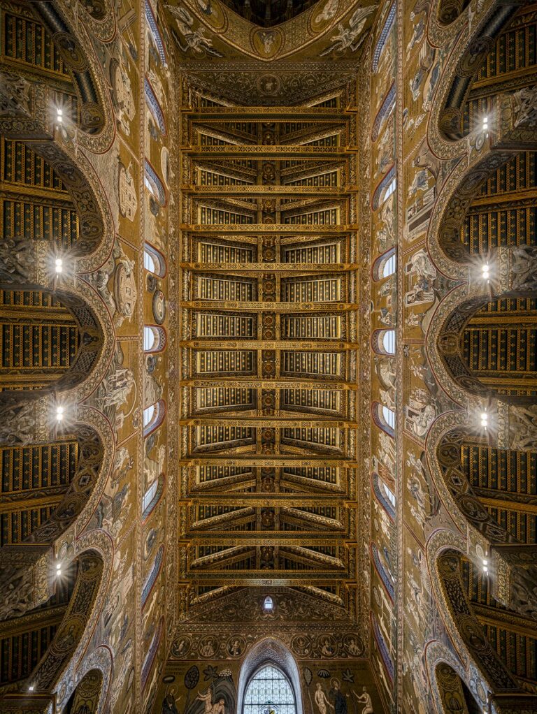 La nuova illuminazione del Duomo di Monreale. Photo Clorinda Scura