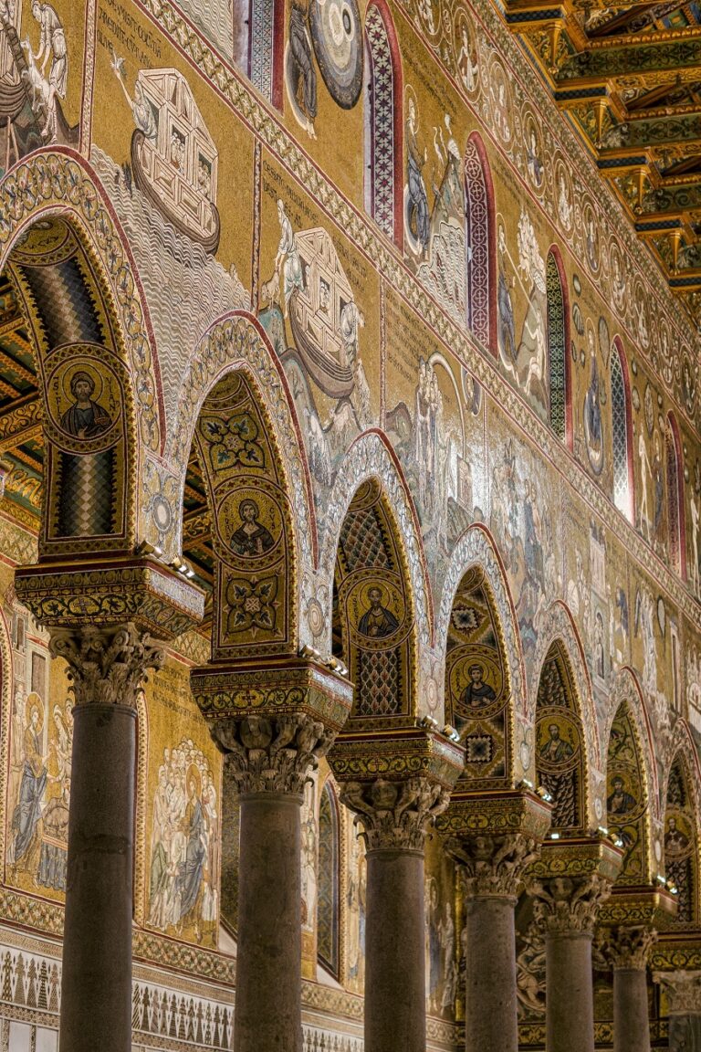 La nuova illuminazione del Duomo di Monreale. Photo Clorinda Scura