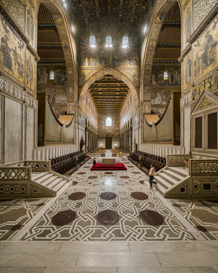 La nuova illuminazione del Duomo di Monreale. Photo Clorinda Scura