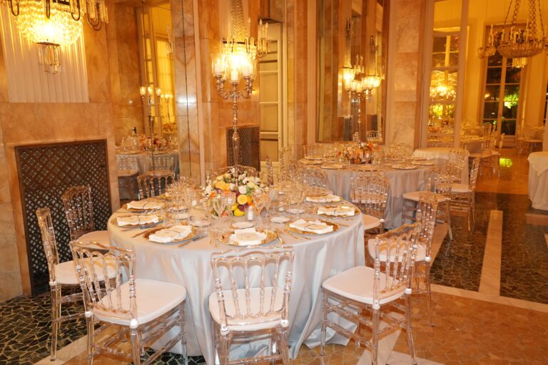 L'allestimento della cena di gala della Prima alla Scala