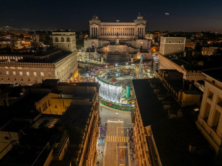 Murales. Il cantiere della Metro C in Piazza Venezia per l'arte contemporanea