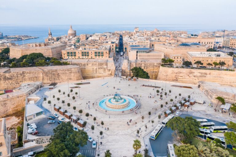 Valletta, la Fontana del Tritone. Courtesy Visit Malta