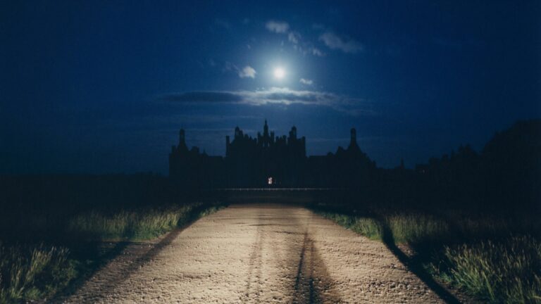 Luigi Ghirri, Chambord, 1988 Luigi Ghirri, Chambord, 1988