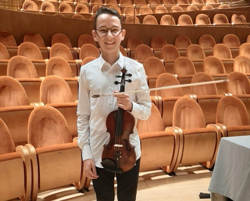 Dopo cent’anni il mitico violino di Einstein torna a suonare