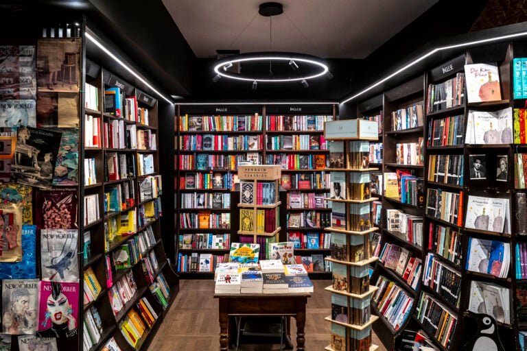 Libreria Internazionale Luxemburg, Torino. Photo Daniele Ratti