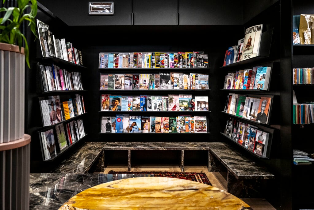 Libreria Internazionale Luxemburg, Torino. Photo Daniele Ratti