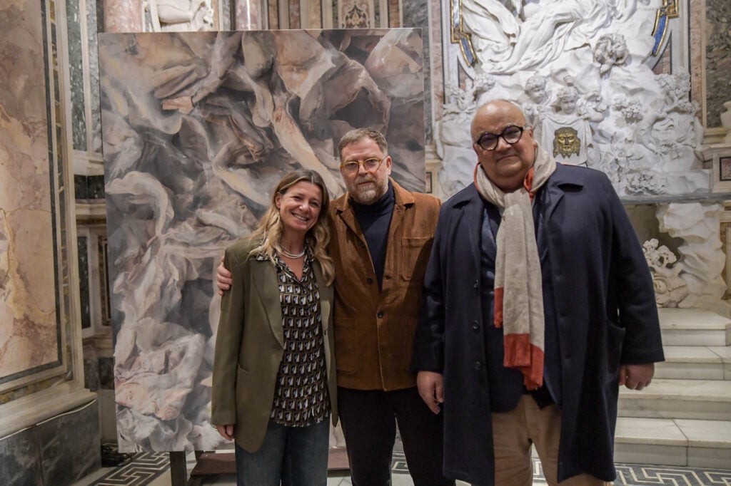 Maria Alessandra Masucci, Darren Almond e Alfonso Artiaco alla Cappella Sansevero per la mostra Rags. Photo Andrea Salzillo per Rive Studio