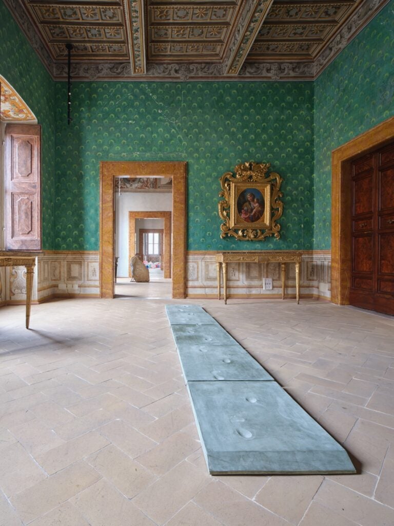 Senza mai sfiorire, installation view at Palazzo Collicola, Spoleto, 2024. Photo Giuliano Vaccai