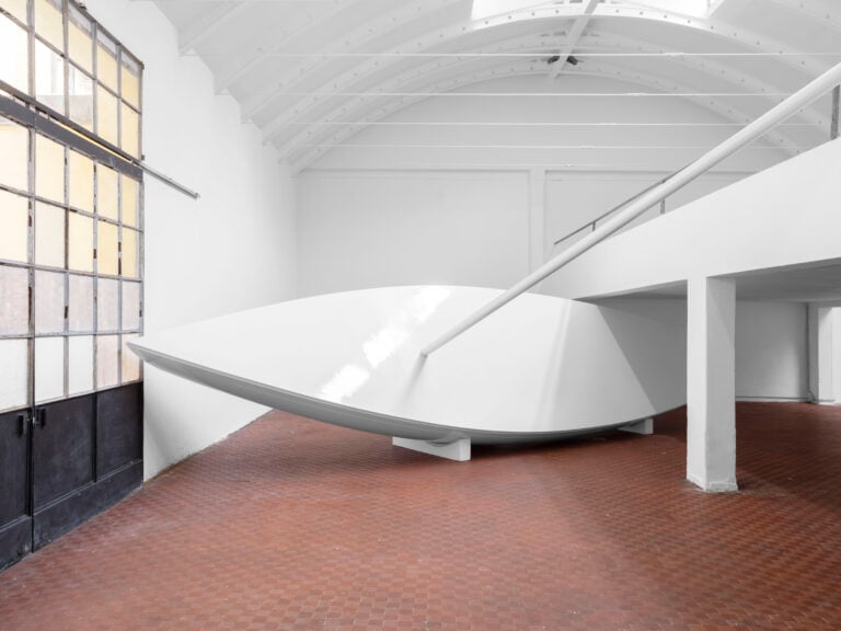 Cosima von Bonin, Anschauungsobjekt, 2001. Installation view, Cosima von Bonin, Ordet, Milan, 2025. Courtesy the artist and Galerie Neu, Berlin. Photo Nicola Gnesi