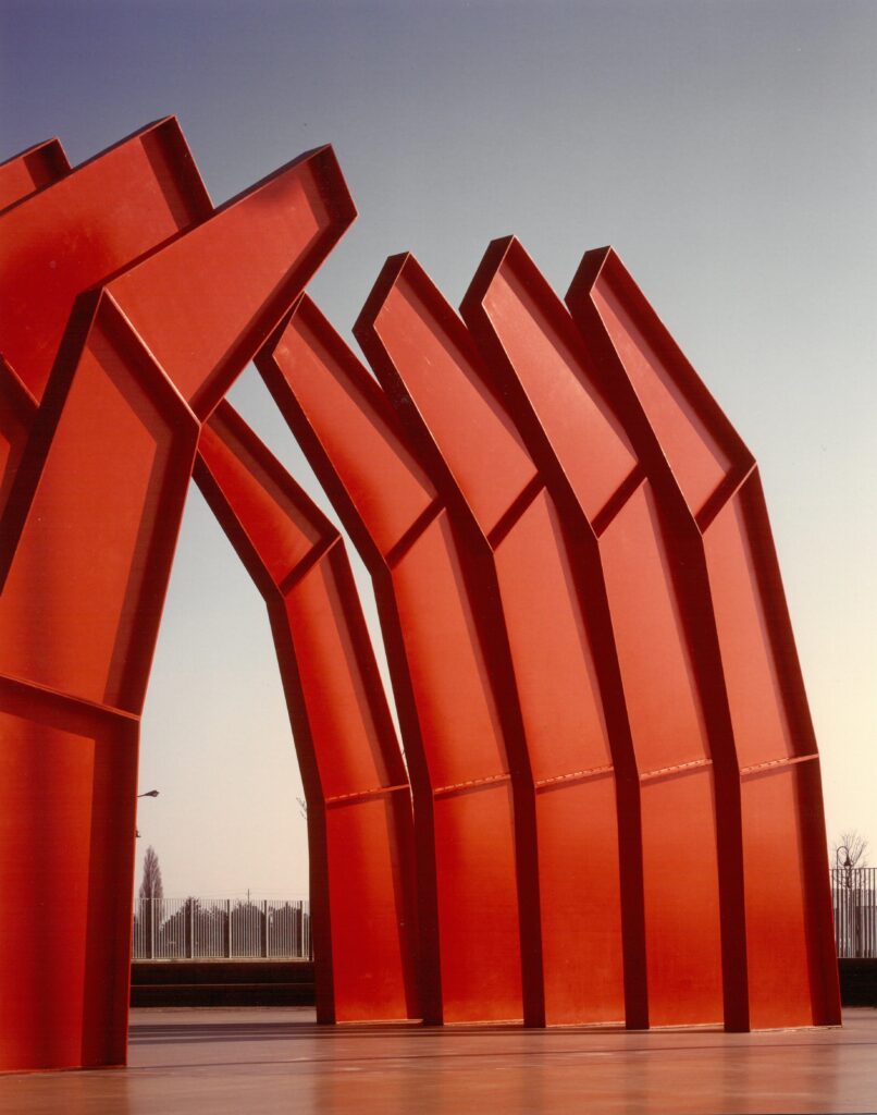 Alberto Burri Grande Ferro R, 1990-91, Ravenna. Photo Aurelio Amendola