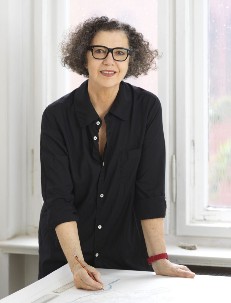 Portrait of Mona Hatoum, Berlin 2022. Courtesy of Neuer Berliner Kunstverein (n.b.k.). Photo: Jens Ziehe