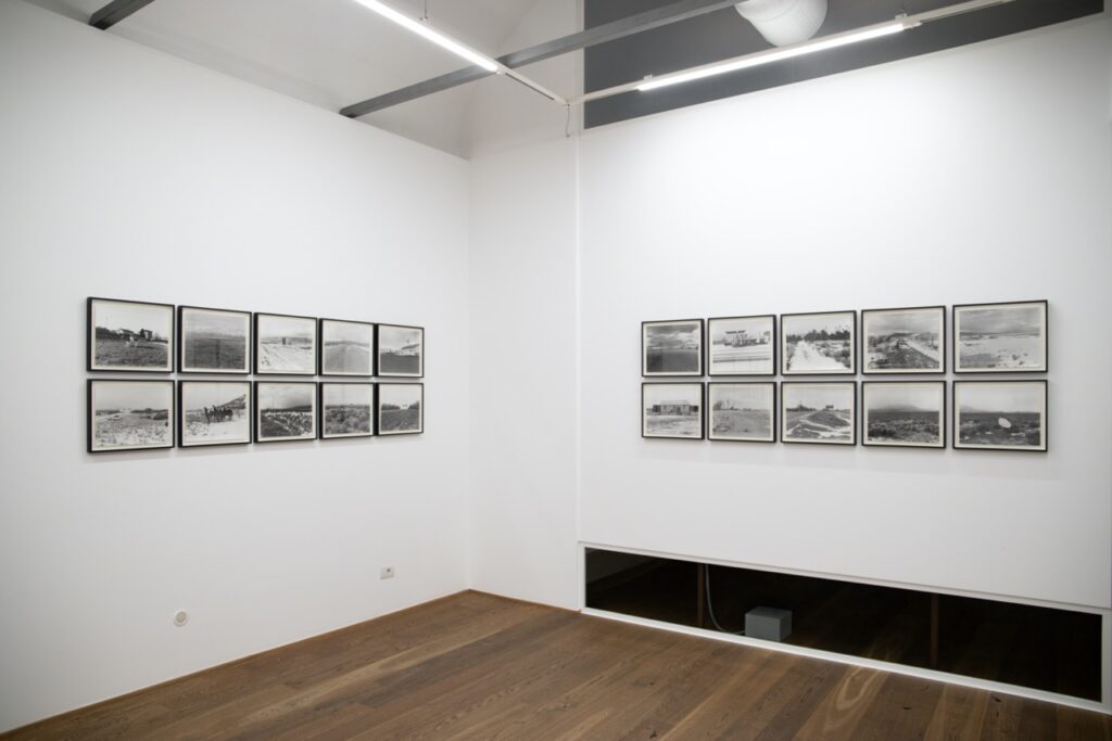 © Antonio Rovaldi, MO'DINNA MO'DINNA (I wanna go back home), 2024, courtesy Metronom, installation view