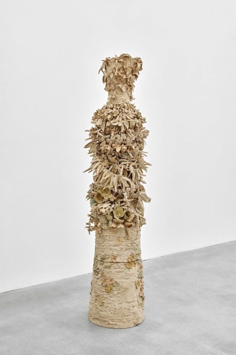 Chiara Camoni, Colonna (Fiore), 2024. Photo Camilla Maria Santini. Courtesy SpazioA, Pistoia