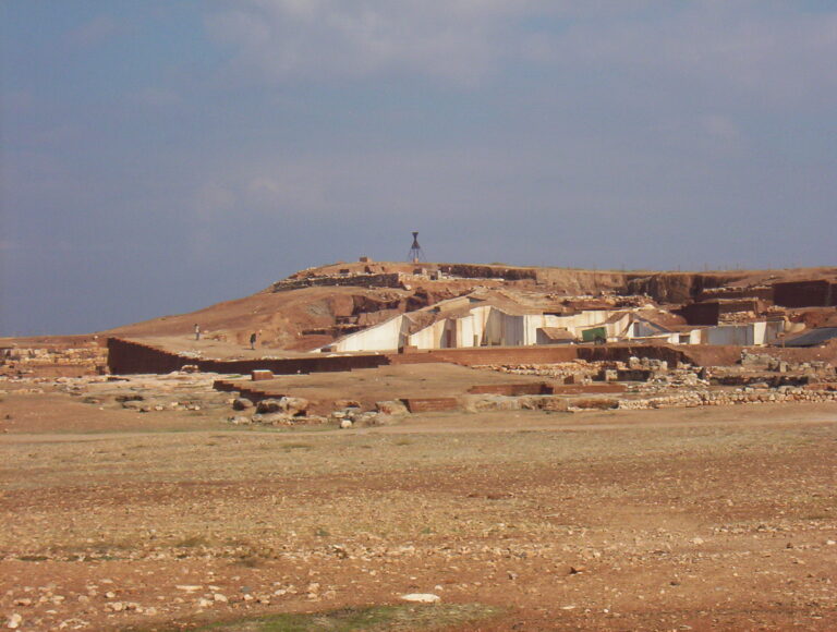 Ebla:Tell Mardikh 2007. Photo Ghiath Rammo