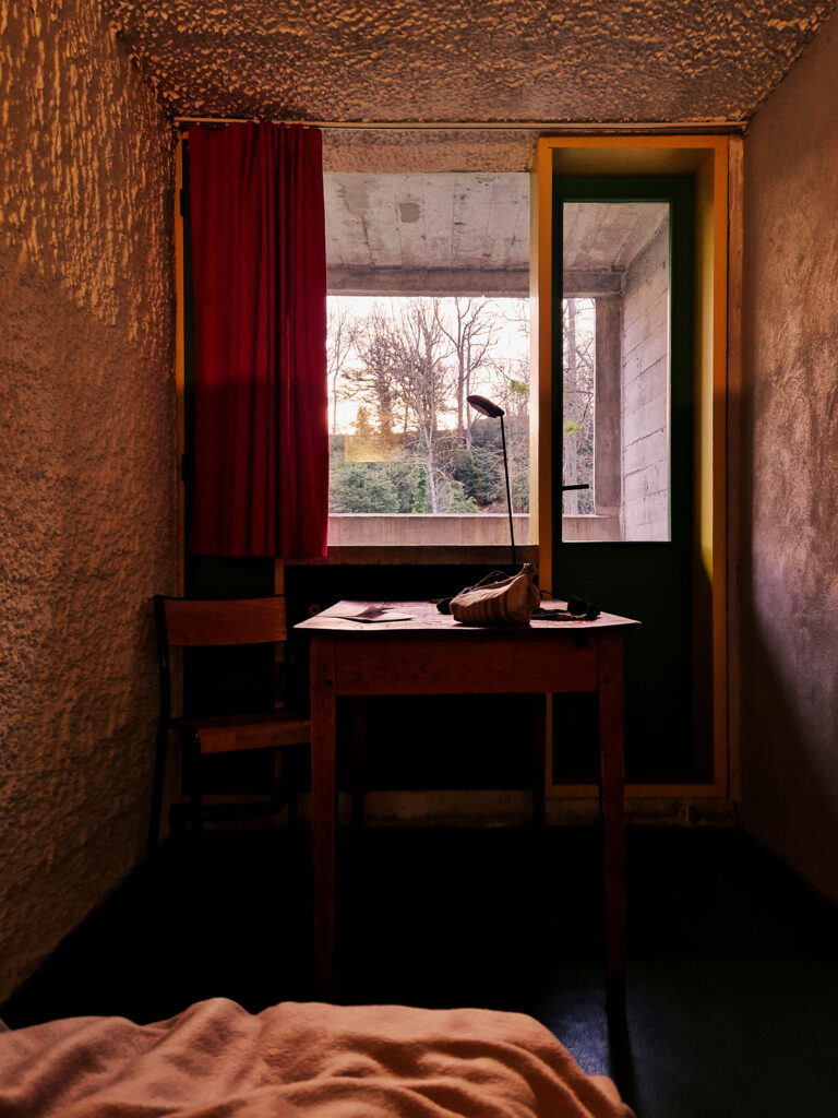 Il Convento di La Tourette, una cella, 2024. Photo Francesco Fornaciari