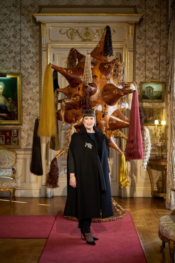 Joana Vasconcelos at the Palacio de Liria. Photo Juan Rayos