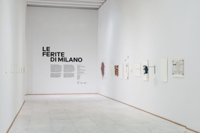 Le ferite di Milano, installation view at Triennale Milano, 2025. Photo Gianluca Di Ioia. Courtesy Triennale Milano