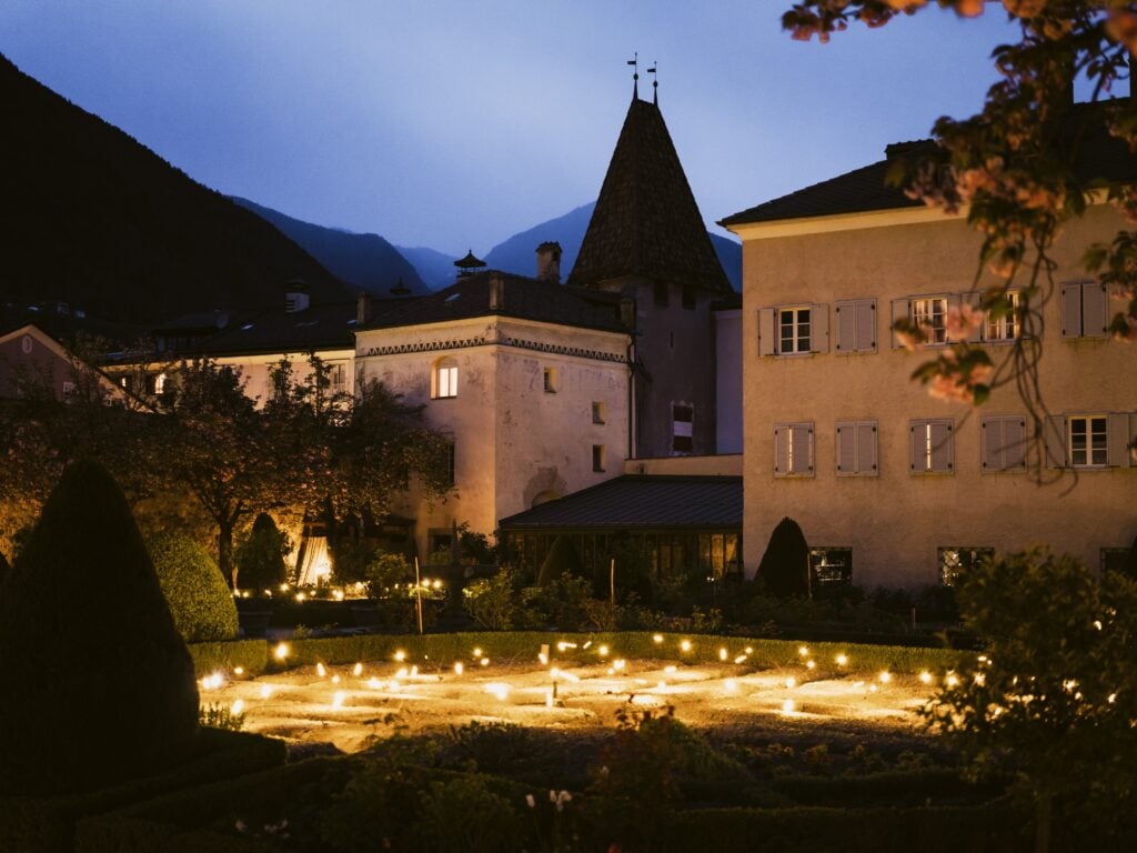 Firefly Field by Studio Toer Herrengarten(c) Brixen Tourismus Matthias Gasser