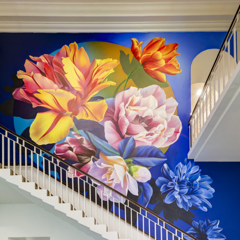 Flowers at Saatchi Gallery, London. Photo Matt Chung. Courtesy Saatchi Gallery