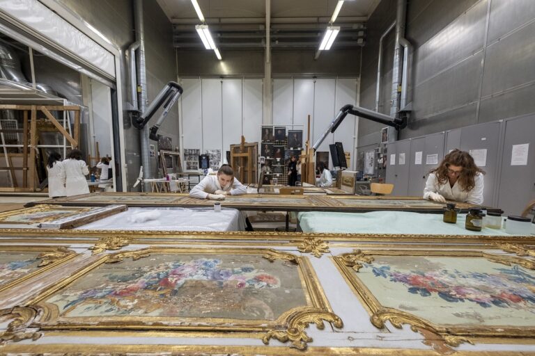 Nei laboratori di restauro del CCR La Venaria Reale