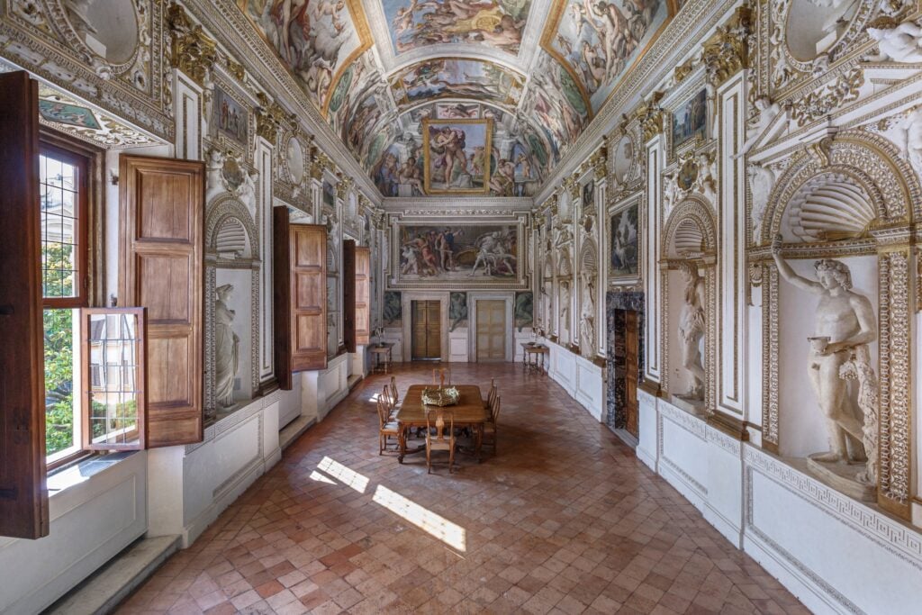 Roma, Palazzo Farnese, Carracci Ch Mantuano