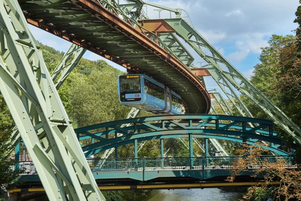 Wuppertal, Germania. La Schwebebahn, la famosa ferrovia sospesa 6 © Centro media della città di Wuppertal