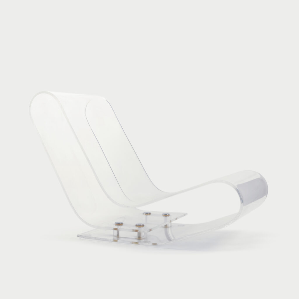 lcp kartell maarten van severen Il profilo social italiano che divulga i pezzi di design che hanno fatto la storia