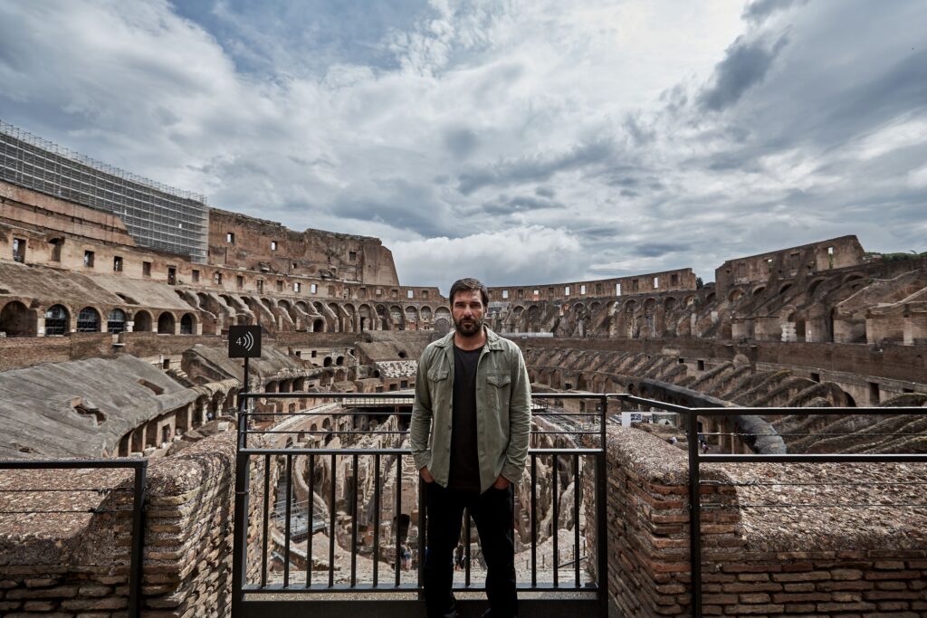 Edoardo Leo tra le meraviglie della Città Eterna