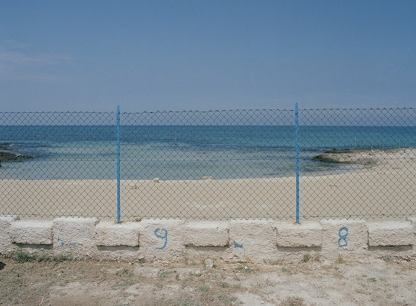 Luigi Ghirri. Tra albe e tramonti. Immagini per la Puglia – Libro