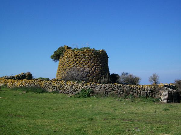 NURAGHE NELA